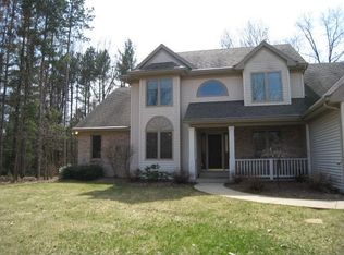 60476 Springhaven Ct, Lawton, MI 49065