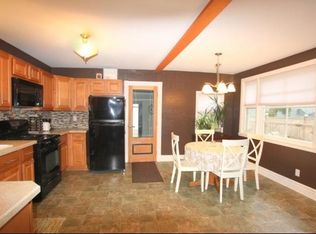 1014 Madison St, Waukesha, WI 53188