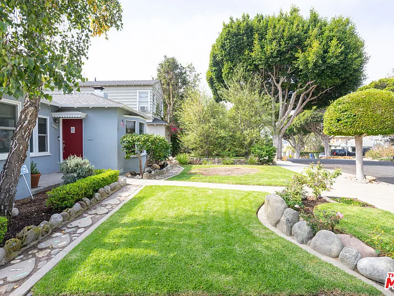 1212 Pine St — Photo 3