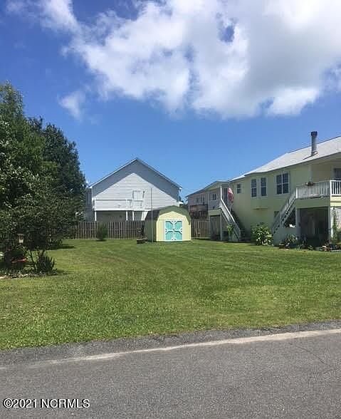 1st image of 916 Carolina Sands Dr
