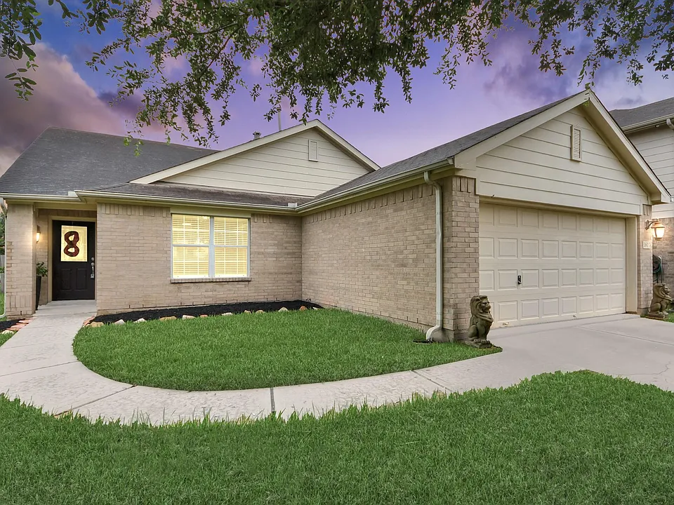 3815 Pebble Garden Ln