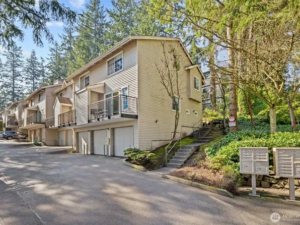 8512 242nd Street SW #3, Edmonds, WA 98026