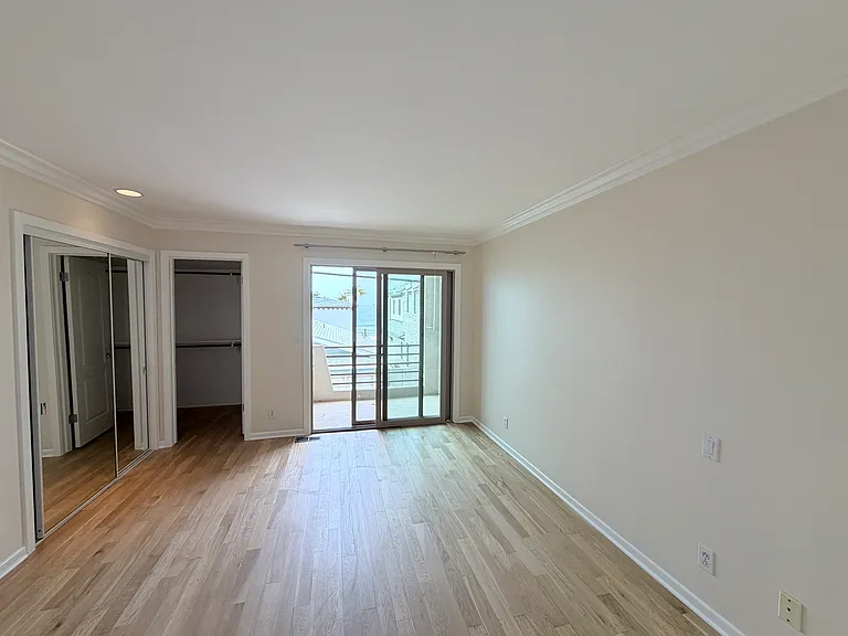 4006 Ocean Dr — Photo 13