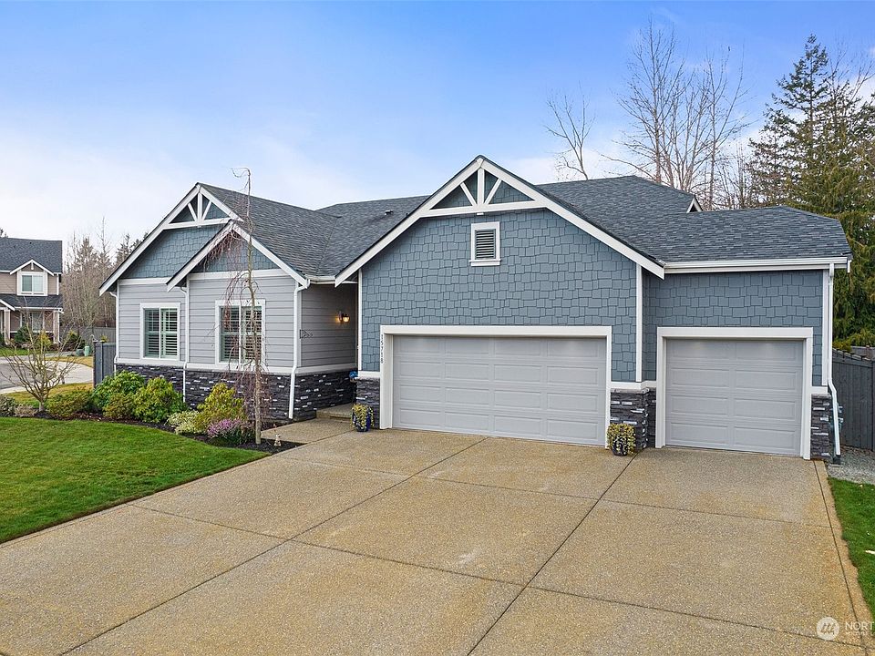 1st image of 15718 133rd Avenue E