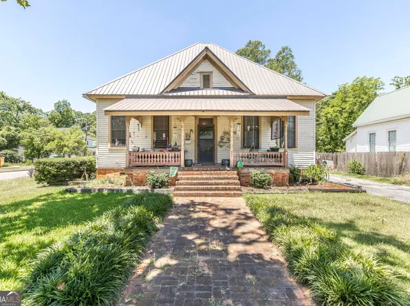 21 S Lumpkin St, Hawkinsville, GA 31036