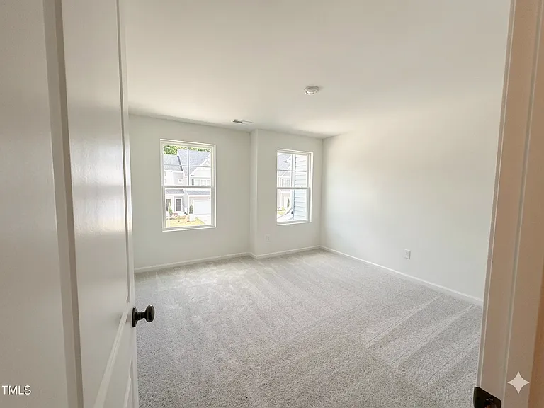 237 Shingle Oak Rd — Photo 9