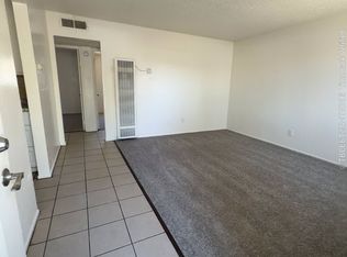 731 V St #1, Bakersfield, CA 93304