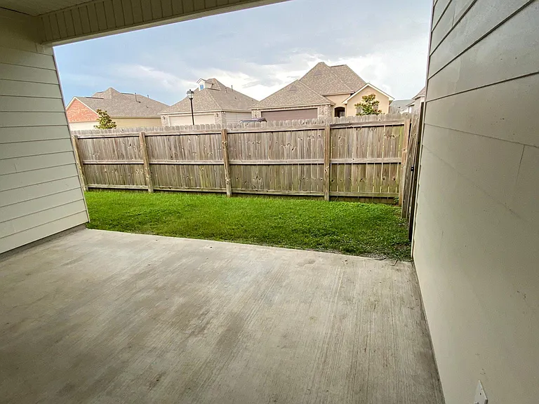 1406 Alouette Dr — Photo 29