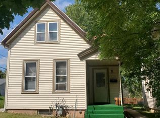 1016 Clara Ave, Sheboygan, WI 53081