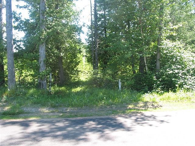 1st image of R 1 S Mackinac Trl