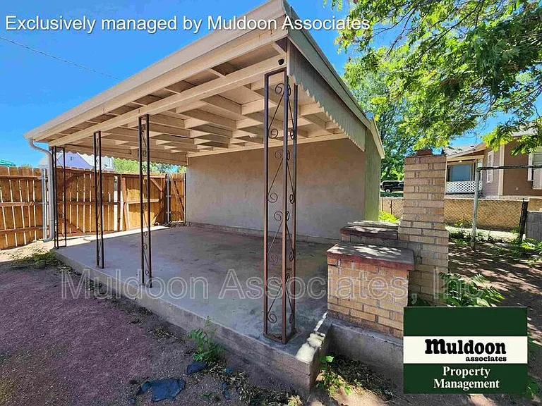 623 E Routt Ave — Photo 14