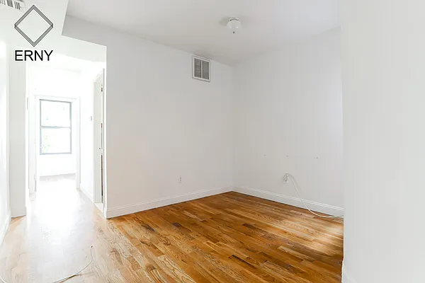 Rented by ERNY LLC | media 2