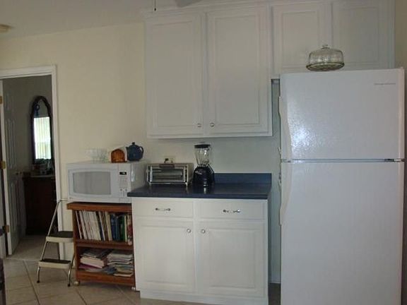4th image of 81 Bay Pine Dr