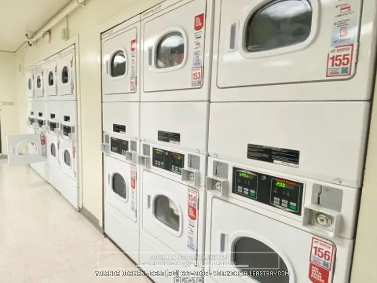 8 Admiral Dr #424 — Photo 18