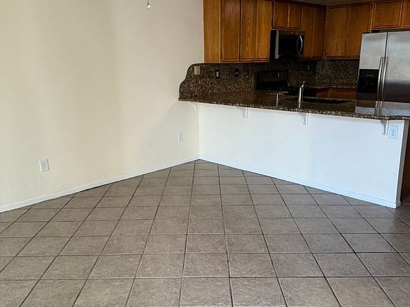 5th image of 14661 Woodland Dr