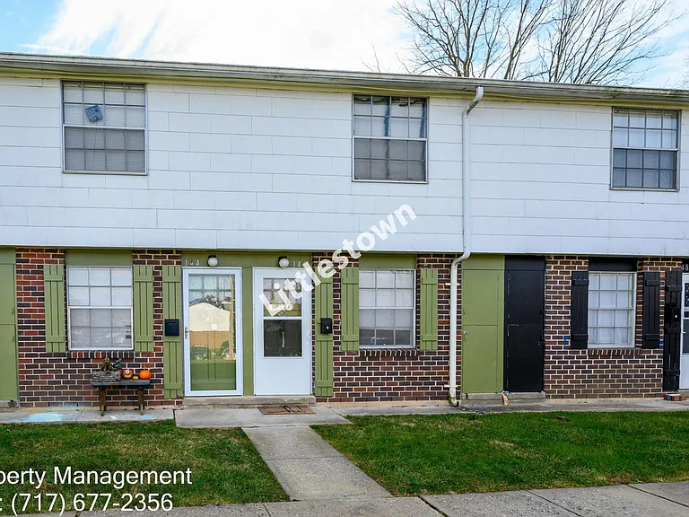 152 Roberta Jean Ave — Photo 1