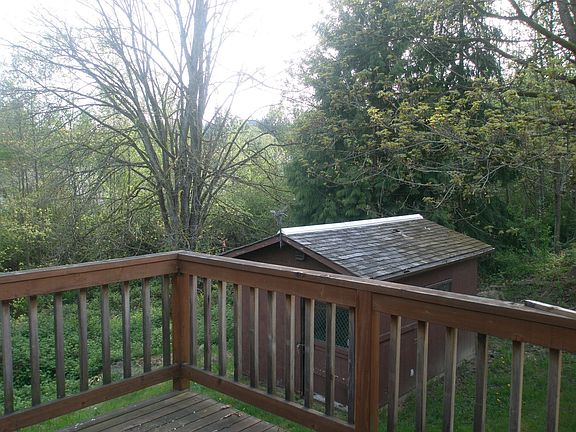 Upstairs deck - looking North w/workshop