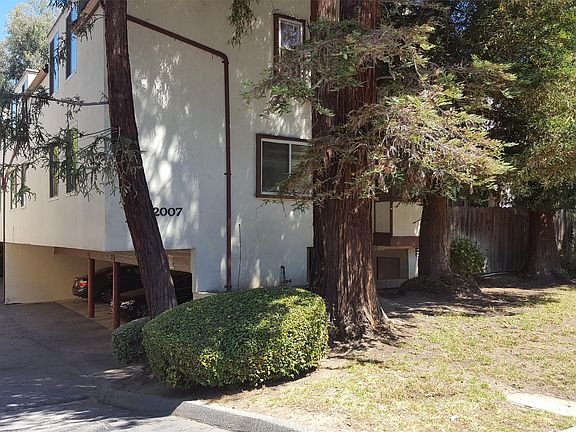 2nd image of 2007 Halford Ave APT 6