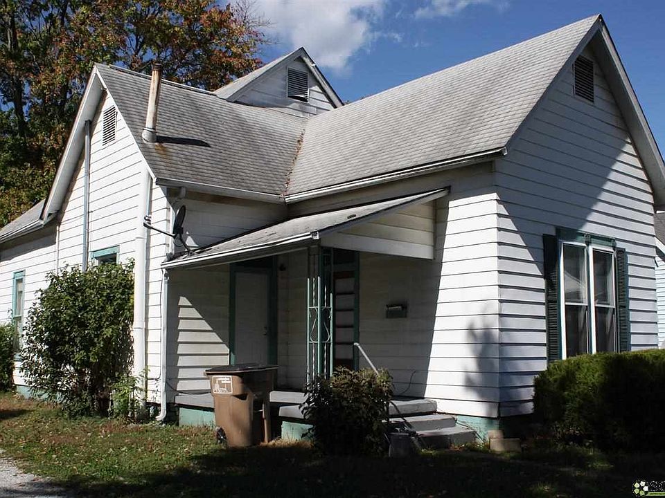 2nd image of 732 Cottage Ave