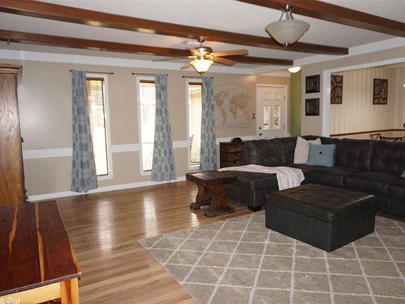 5th image of 100 Liles Dr