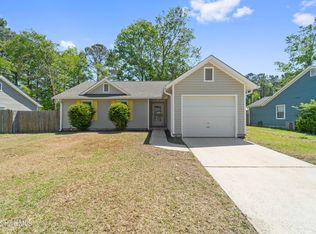 2915 Norbrick St, Midway Park, NC 28544