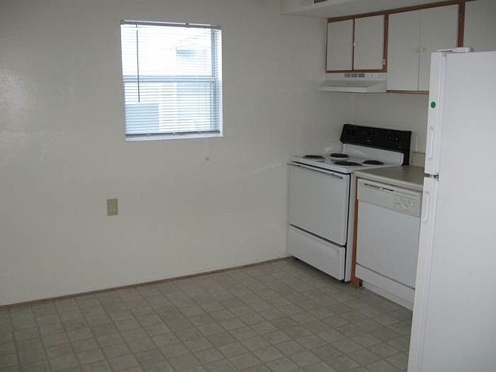 1st image of 470 Lisa Sq APT 101