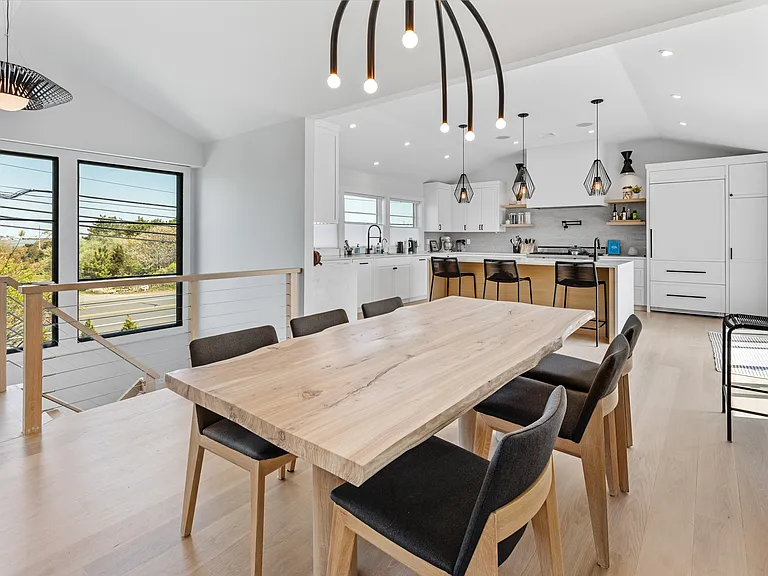 1854 Montauk Hwy — Photo 7