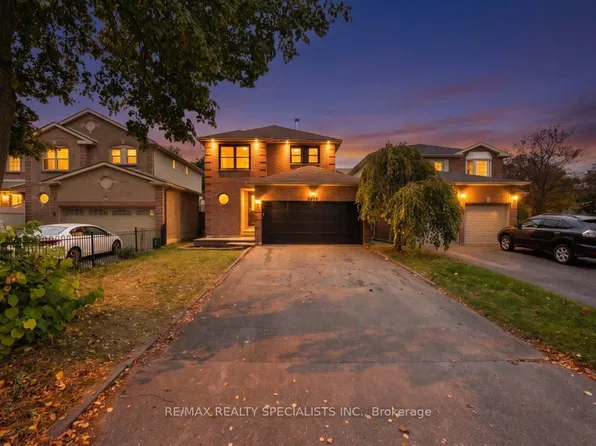 1610 Rawlings Dr, Pickering, ON L1V 5B5