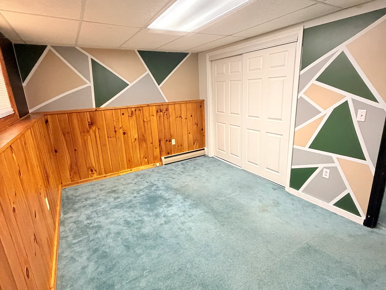 44 Helen Ave — Photo 3