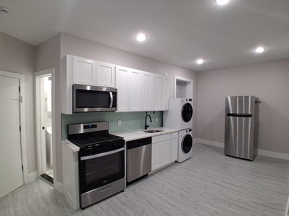 2nd image of 417 54th St #12E