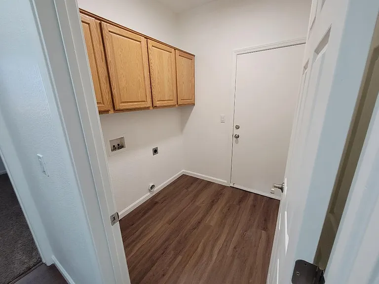 5154 Chabot Ct — Photo 8