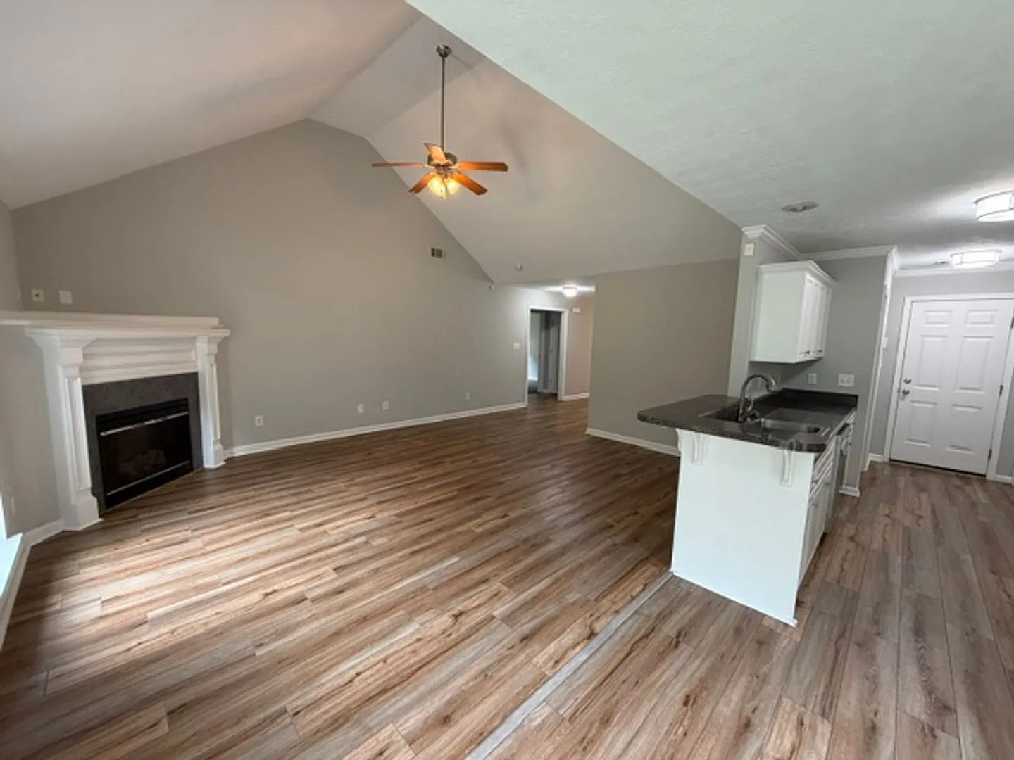 Beautiful 3 BR, 2 BA home for rent in Grovetown, GA — Photo 4