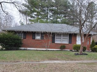 306 Kentucky Ave, Versailles, KY 40383