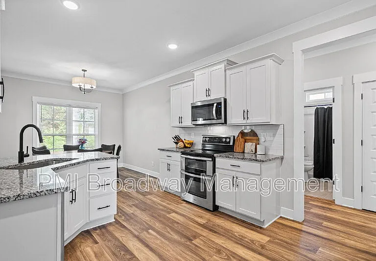 181 Sherlock Dr — Photo 28