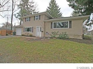 90 Legran Rd, Rochester, NY 14617
