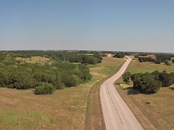 8004 Retreat Blvd, Cleburne, TX 76033