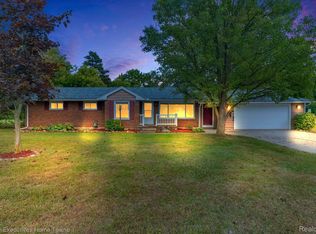 3090 Beach Rd, Port Huron, MI 48060