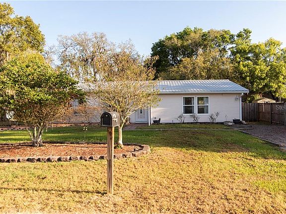 4th image of 39151 Kendell Dr