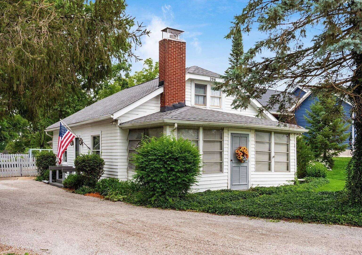 206 Freeman Memorial Dr