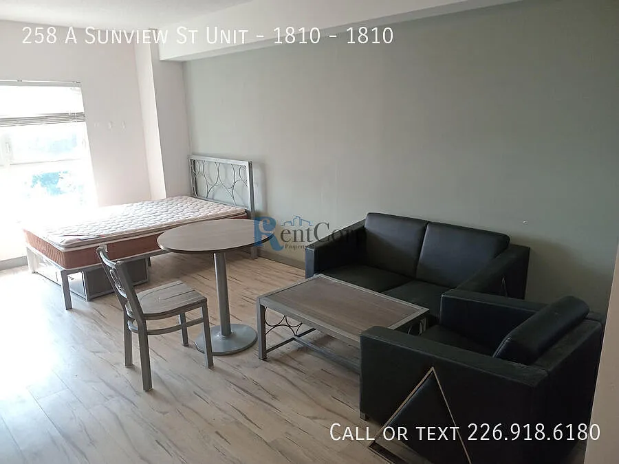 1 bed, 1.0 bath, $1,750 — Photo 4