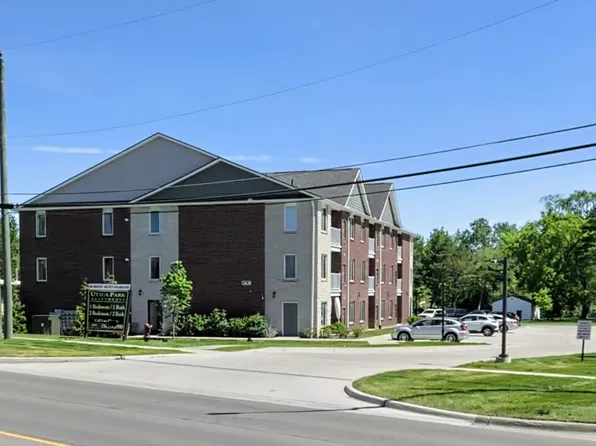 Golden Apartments