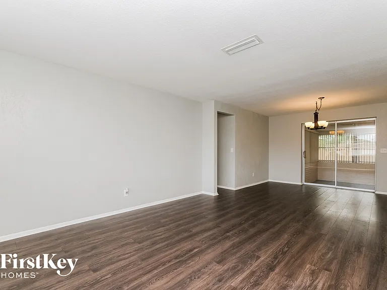 11341 144th St — Photo 2