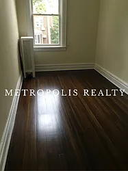 Rented by Metropolis International Realty Inc.