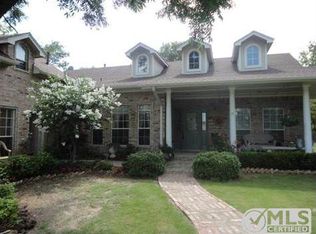 201 Lakeshore Rd, Shady Shores, TX 76208