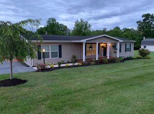 210 Creamery Rd, Denver, PA 17517