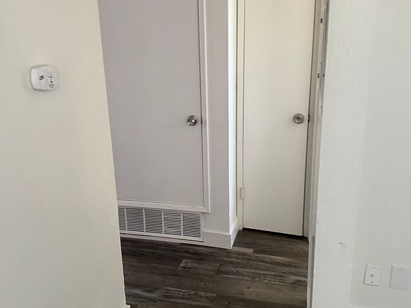 5th image of 831 W Cambridge Ave APT B