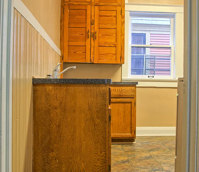 2448A Parkwood Ave — Photo 6