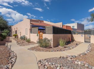 5935 E Sahuaro Ranch Dr, Tucson, AZ 85712