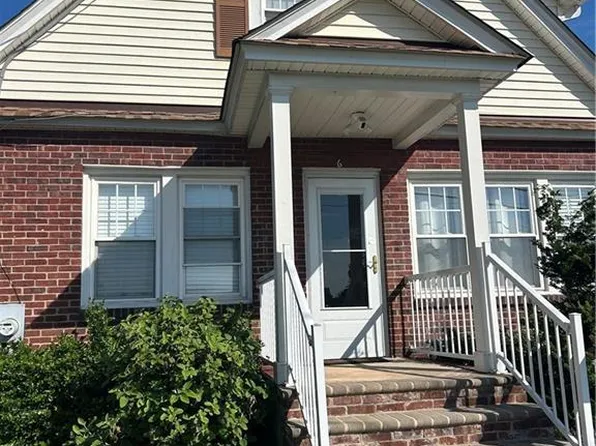 66 E Camplain Rd, Manville, NJ 08835