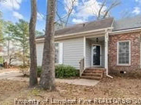 428 Georgetown Cir, Fayetteville, NC 28314